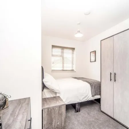 Villa Modern 5 Bed House In Bedford Perfect For Contractors Camera foto
