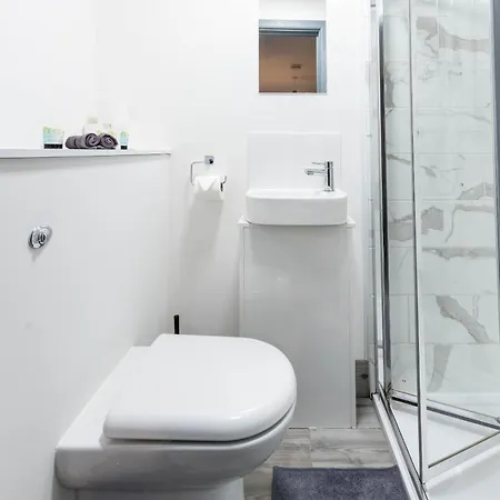 Villa Modern 5 Bed House In Bedford Perfect For Contractors Camera foto